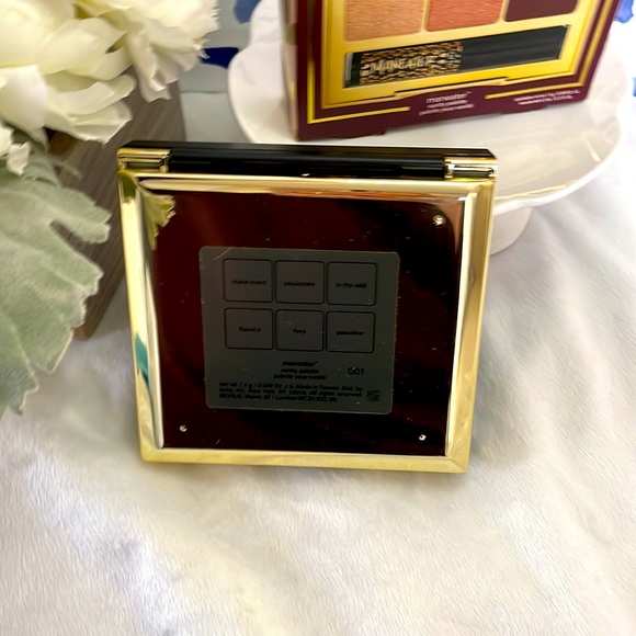 Tarte Maneater Vanity Palette - Picture 4 of 5